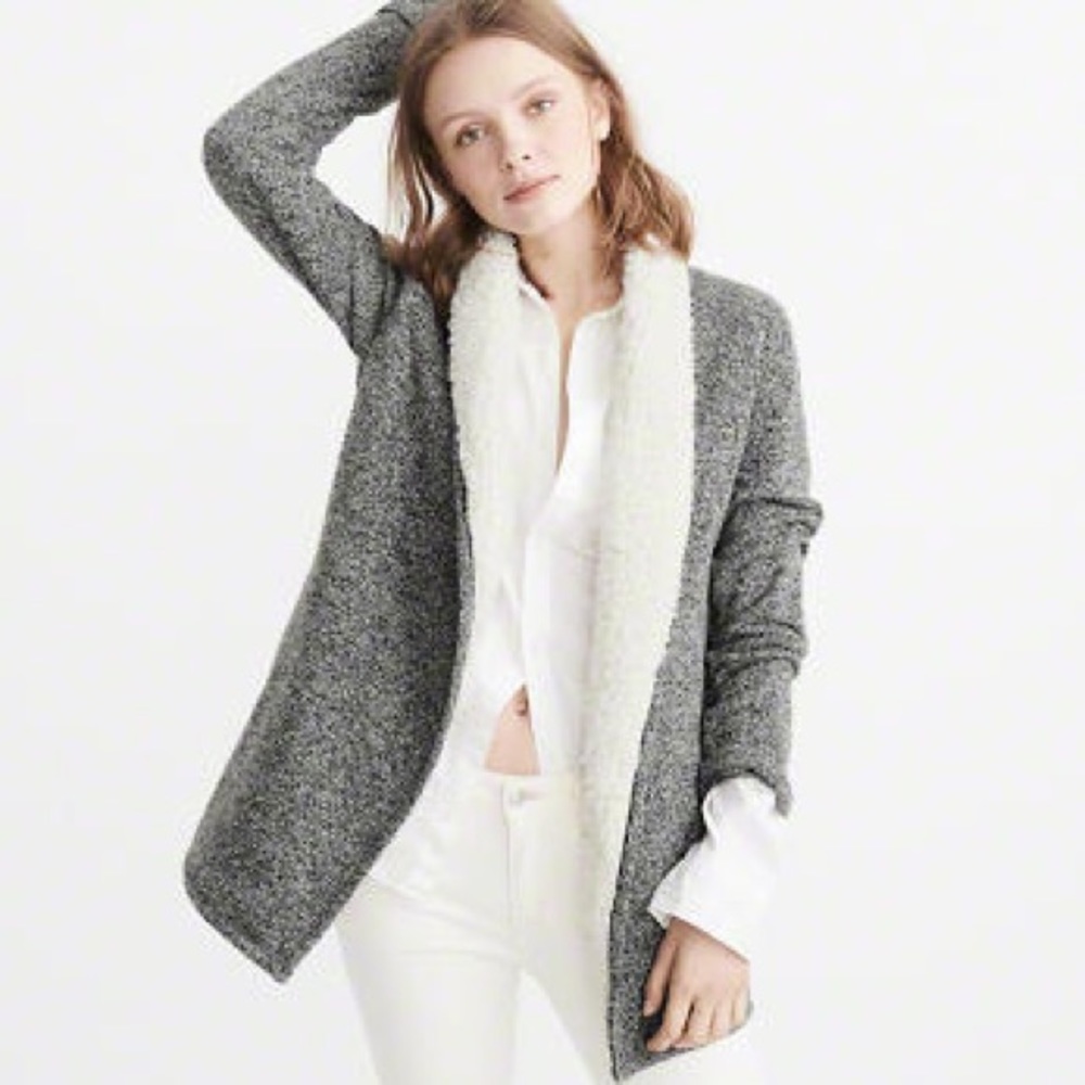 Abercrombie & Fitch Cardigan Sweater