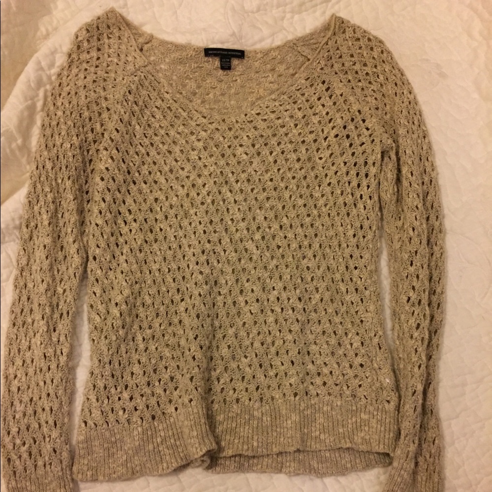 American Eagle Beige Sweater