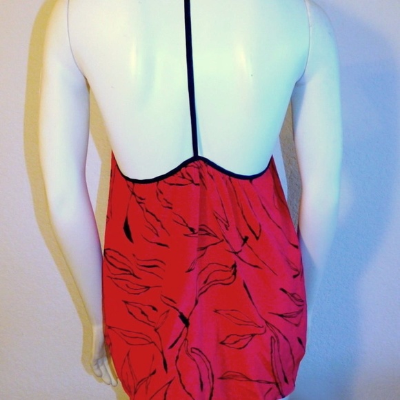 Large Silence Noise Urban Outfitters Red Silk Top - Picture 2 of 4