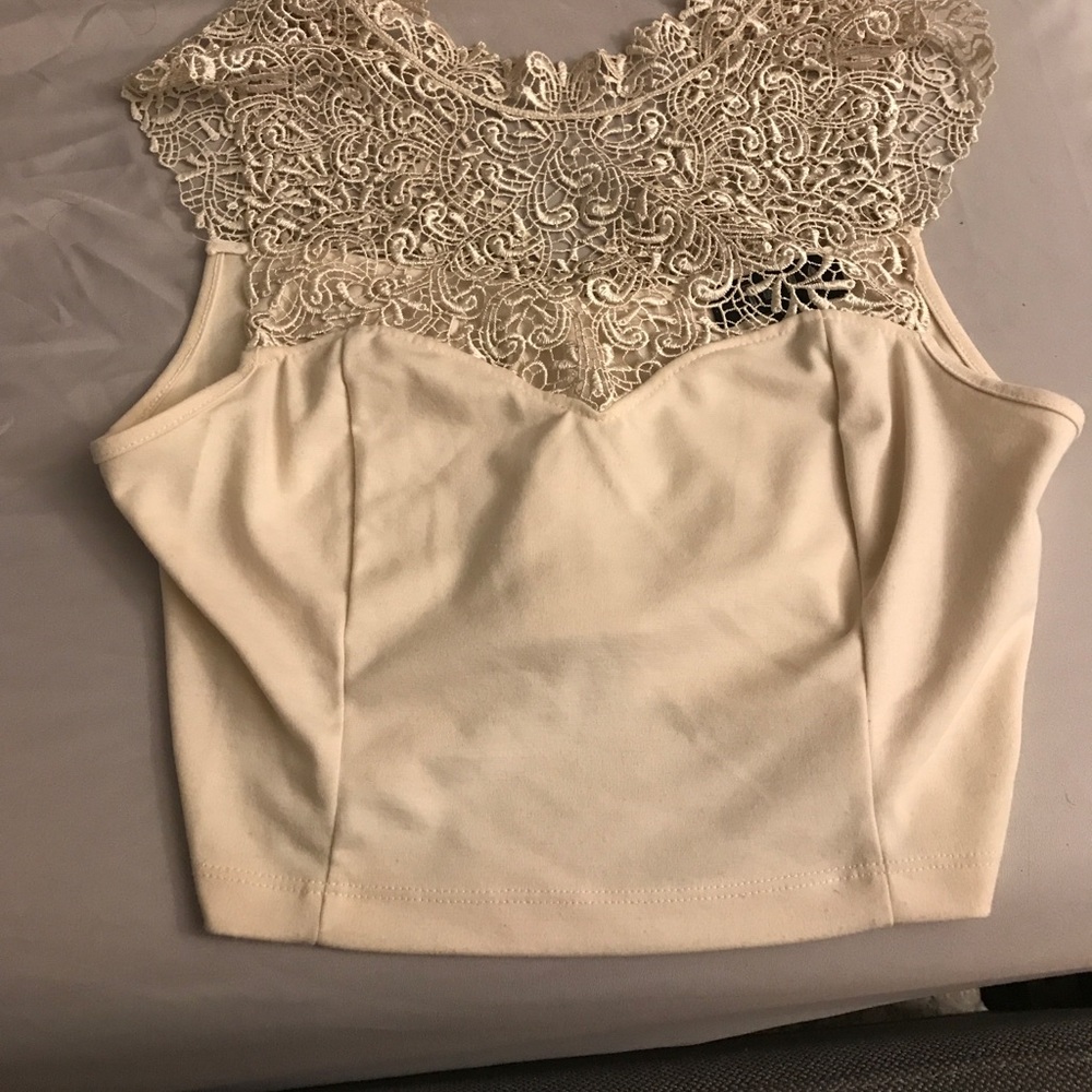 Crop top