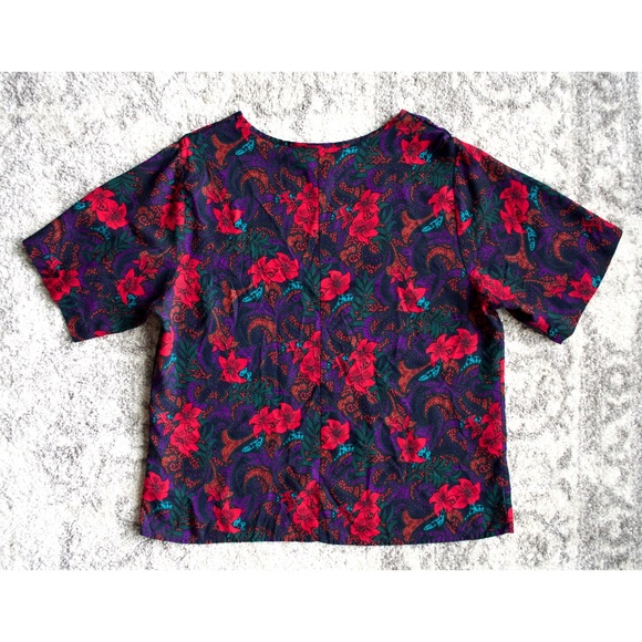 Vintage Floral Crop Top - Picture 2 of 4