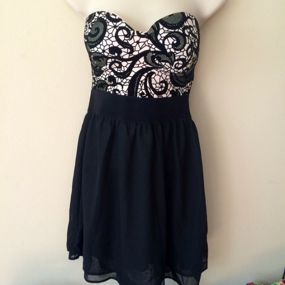 Gorgeous dress - Picture 1 of 4