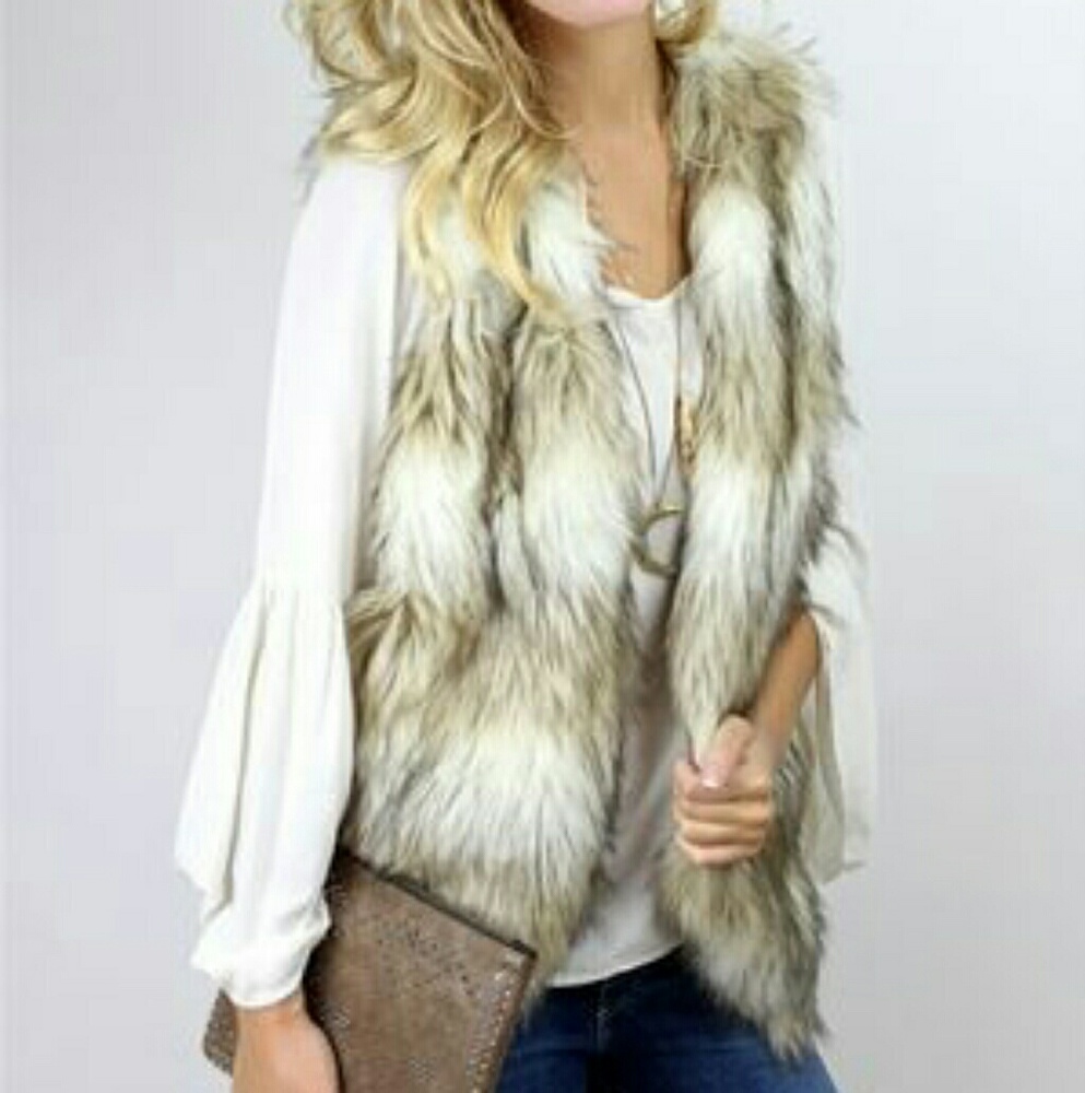 Skies are Blue faux fur vest