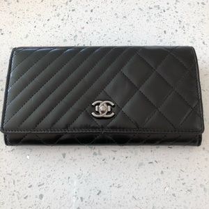 Authentic Chanel coco boy wallet