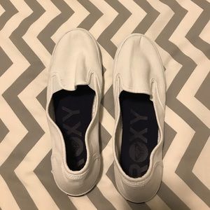 Roxy white canvas shoes