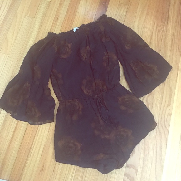 Winston White off the shoulder Kira romper - Picture 1 of 3