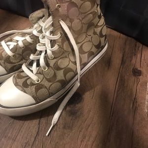 Insulated Coach sneakers
