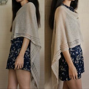 NEW Linen Cape