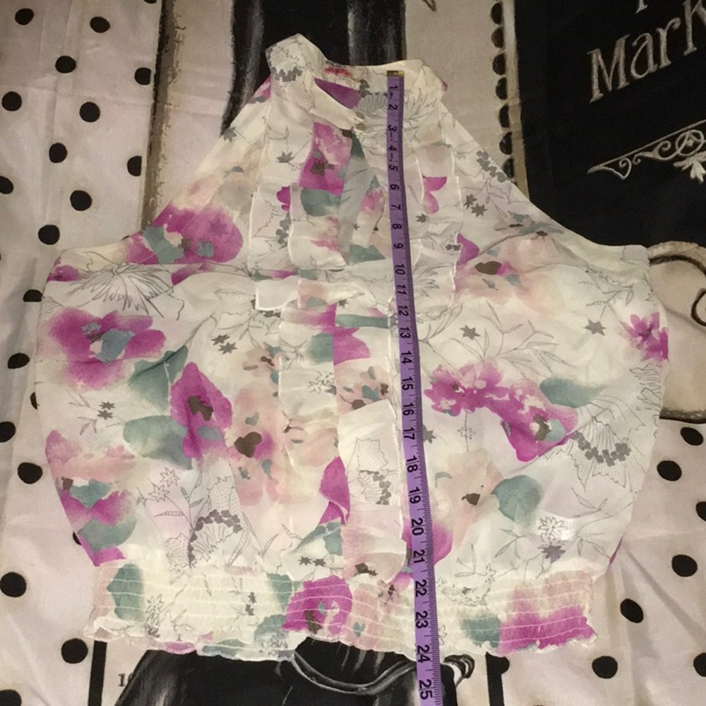 Forever 21 Ruffle Top - Picture 6 of 8