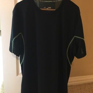 Black UA tee shirt