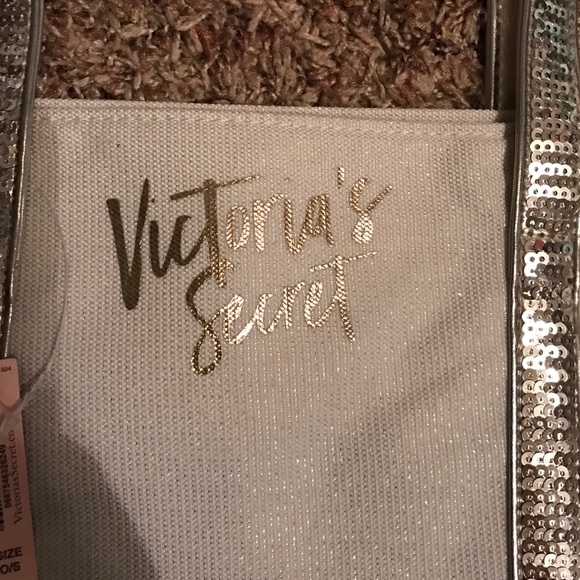 Victoria's Secret tote! - Picture 2 of 4