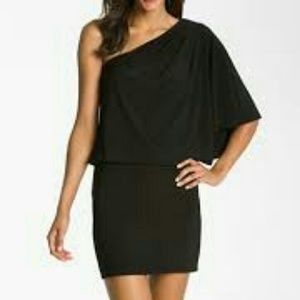 Jessican Simpson black dress