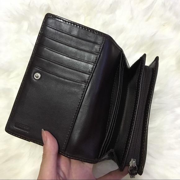 🎀 Coach Signature Wallet - Picture 6 of 7