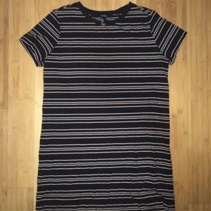 T-shirt dress