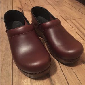 Danskos New never worn women’s size 39