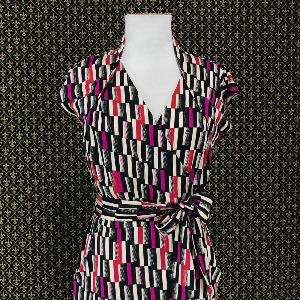 Diane von Furstenberg Silk Jersey Wrap Dress - Picture 6 of 7