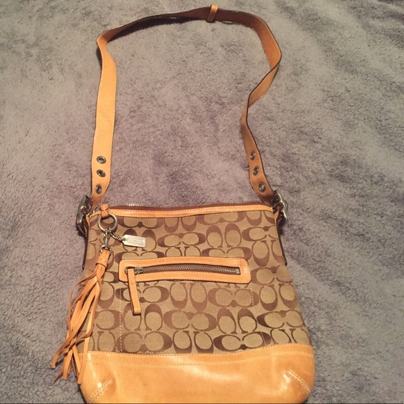 COACH BAG - Picture 1 of 1