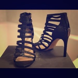Vince Camuto “Kamella” Hi-Heel Black Shoes