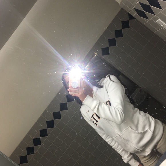 Meet your Posher, Maritza - Picture 1 of 1