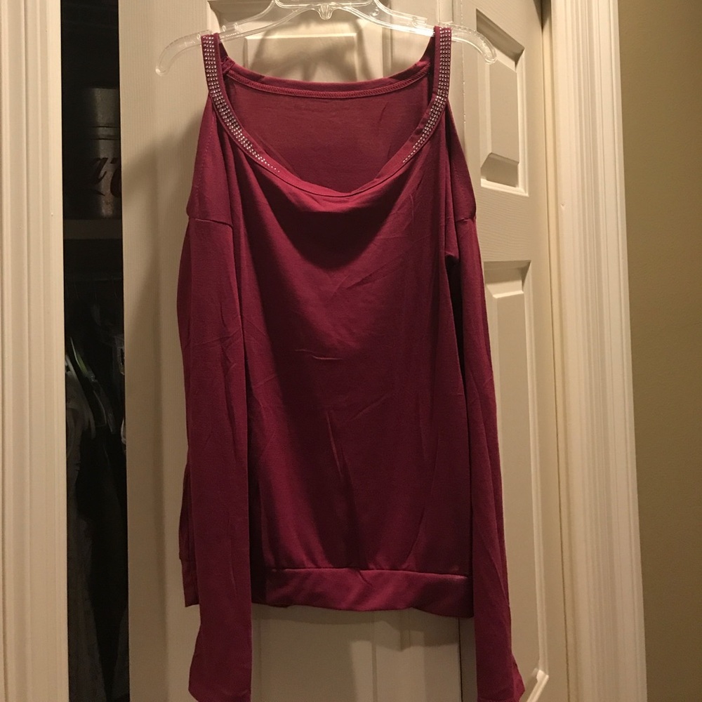 Maroon/Purple cold-shoulder blouse size XS