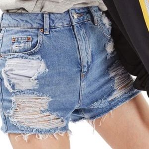 high waisted Levi distressed shorts
