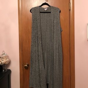 Joy vest by Lularoe