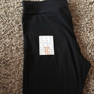 NWT LuLaRoe Black leggings