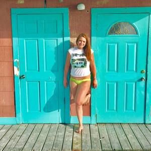 Meet your Posher, Olivia