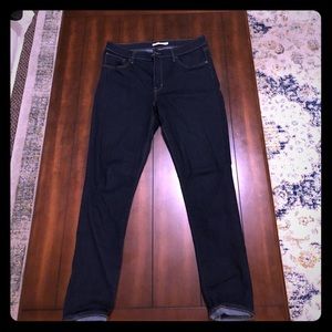 Levi’s “721 High Rise Skinny” dark wash