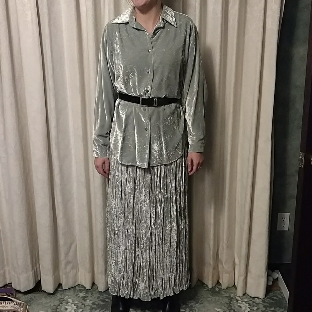 2 piece long skirt and shirt