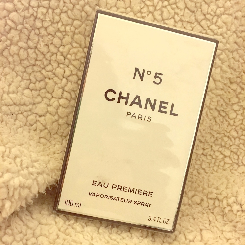 Chanel no 5 perfume new !