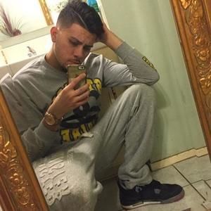 Meet your Posher, Daniel