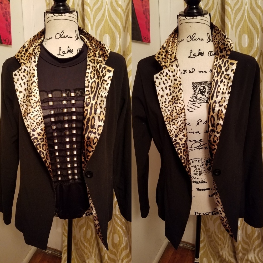 Black & Animal print Blazer