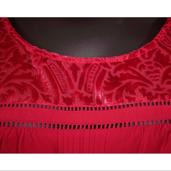 NEW St. John's Bay 1X 2X Red Velour Detail Top - Picture 3 of 8