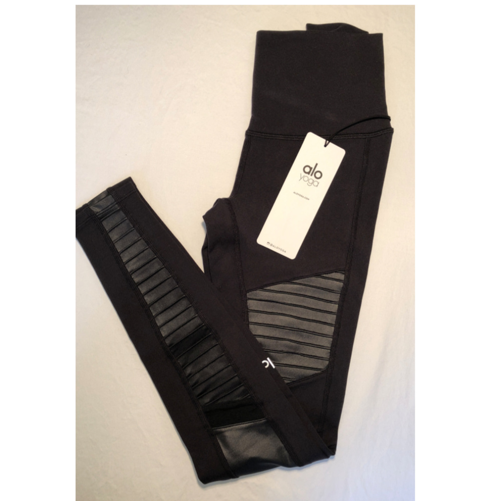 ALO YOGA HIGH WAIST MOTO LEGGING BLACK NWT Small - Picture 3 of 5