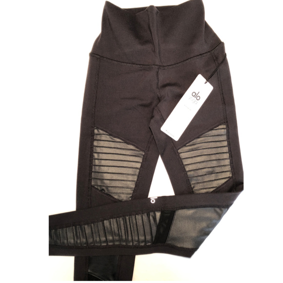ALO YOGA HIGH WAIST MOTO LEGGING BLACK NWT Small - Picture 5 of 5