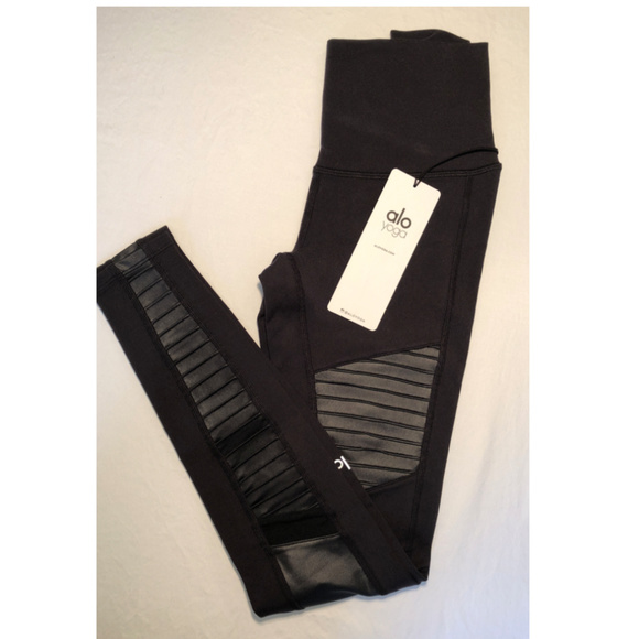 ALO YOGA HIGH WAIST MOTO LEGGING BLACK NWT Small - Picture 3 of 5