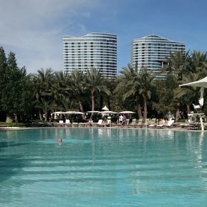 Meet your Posher, Tiara