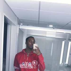 Meet your Posher, Robert