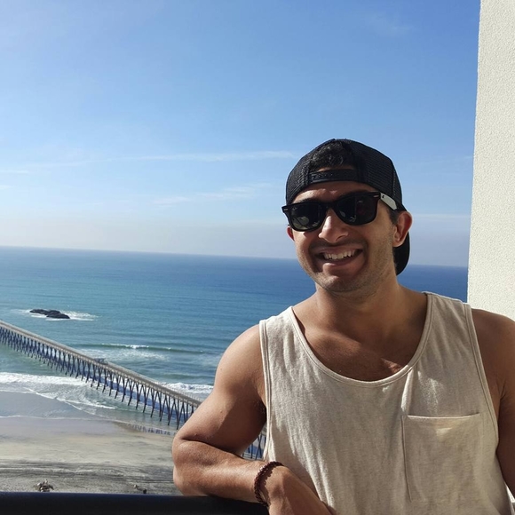 Meet your Posher, Yusuf - Picture 1 of 1