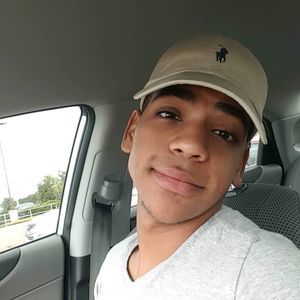 Meet your Posher, Gregory