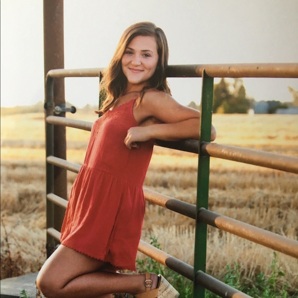 Meet your Posher, Madelyn