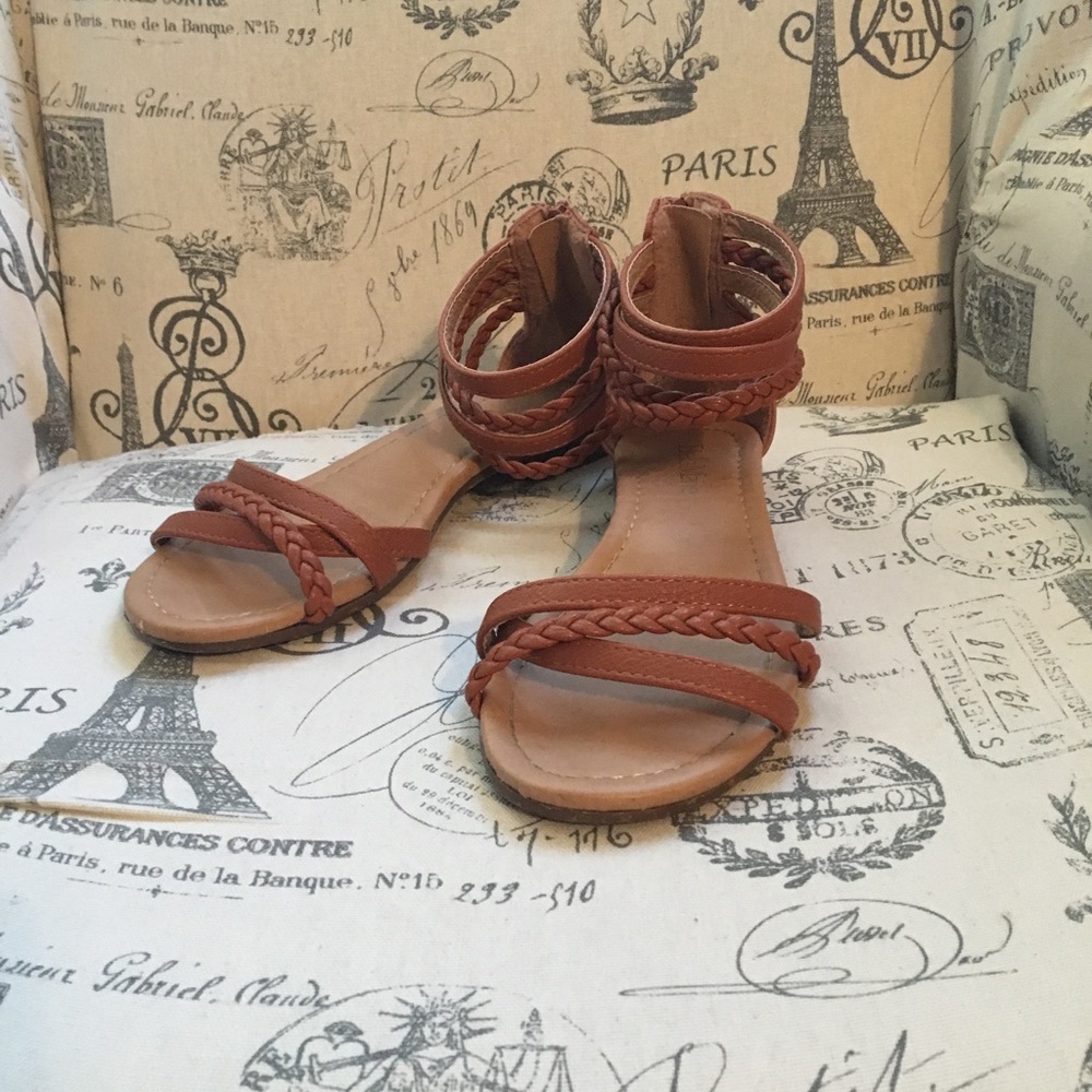Brown Ankle wrap sandals size 7