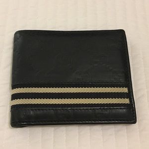 Signature Leather Gucci Wallet - Navy
