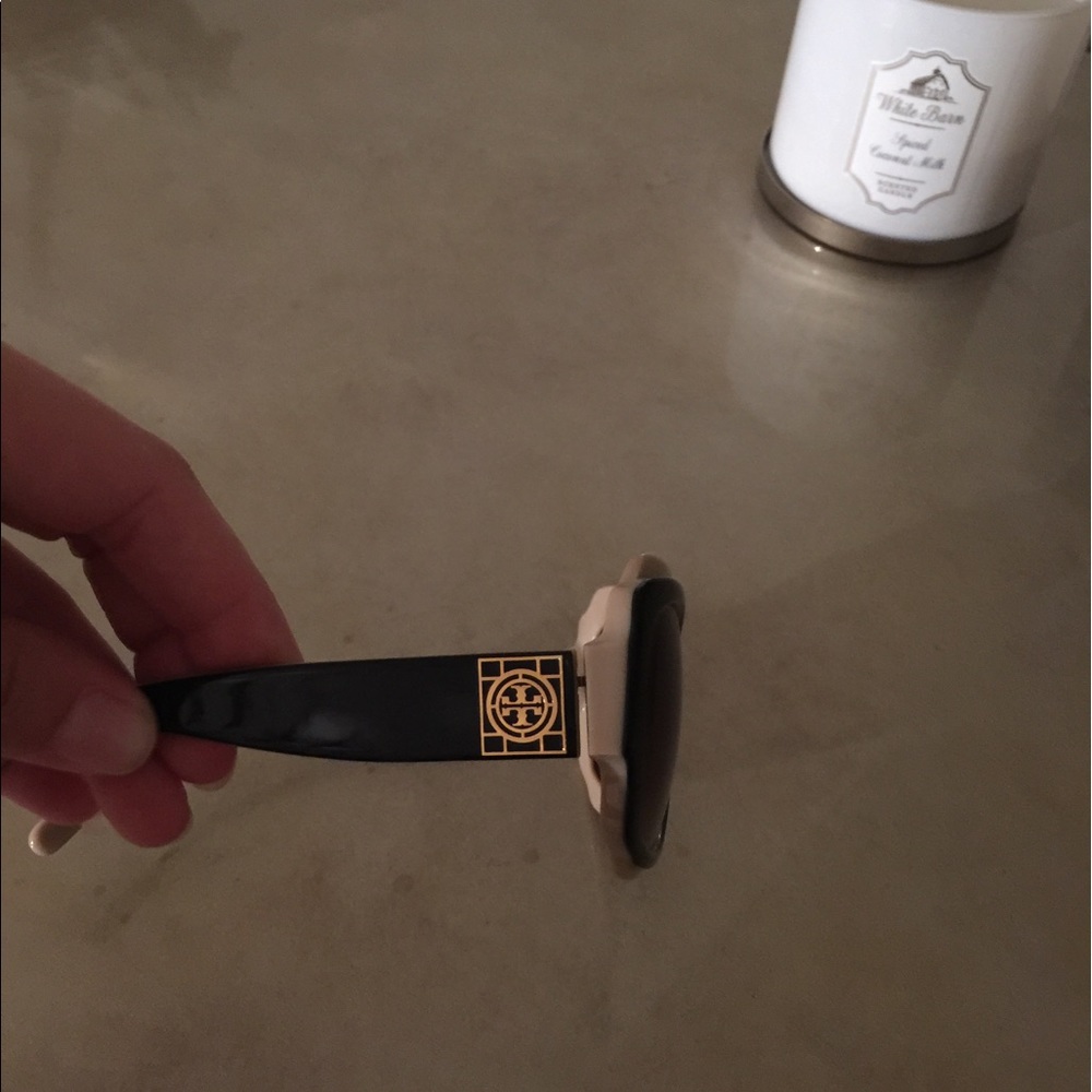 Tory burch sunglasses