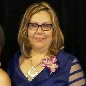 Meet your Posher, Elia