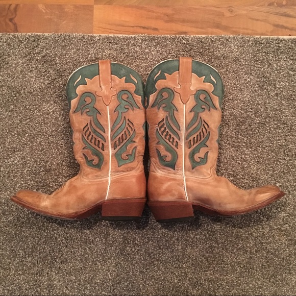 Tan and Teal Boots - Picture 5 of 7