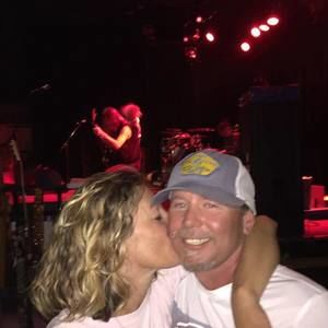 Meet your Posher, Hilary