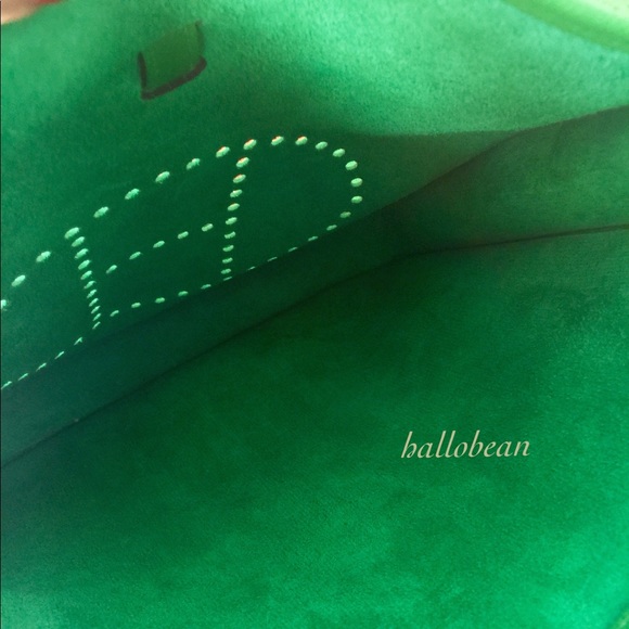 ❌SOLD❌Hermes Evelyne III PM Epsom Bamboo Green Bag - Picture 4 of 8