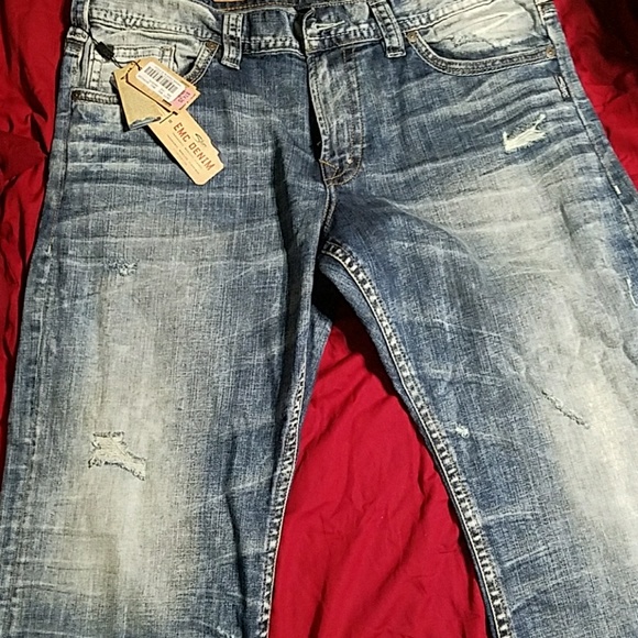 Jeans - Picture 1 of 3